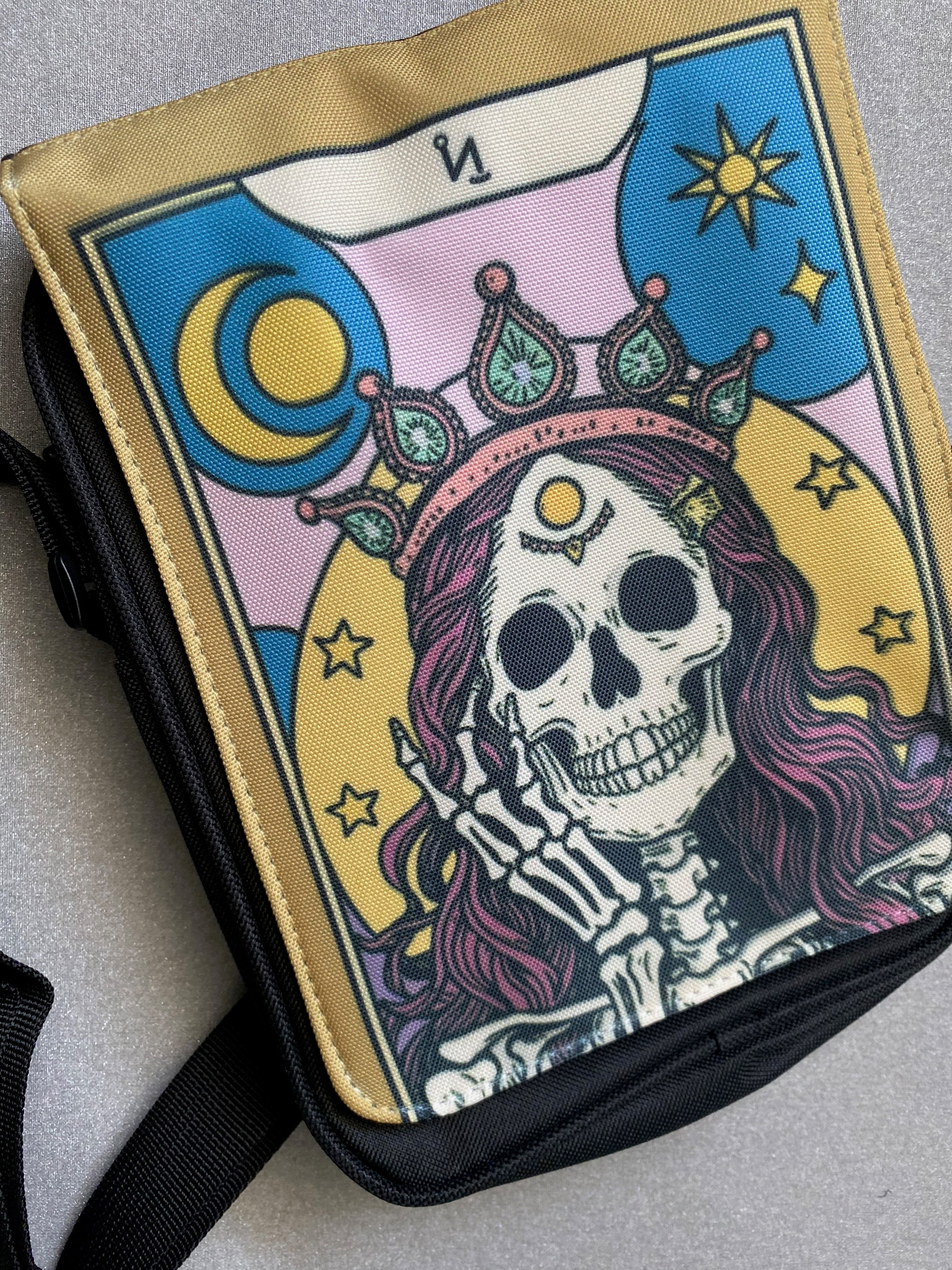 WITCHY DRAMA - Sac bandoulière (9,4 x 7 x 1,9 pouces)