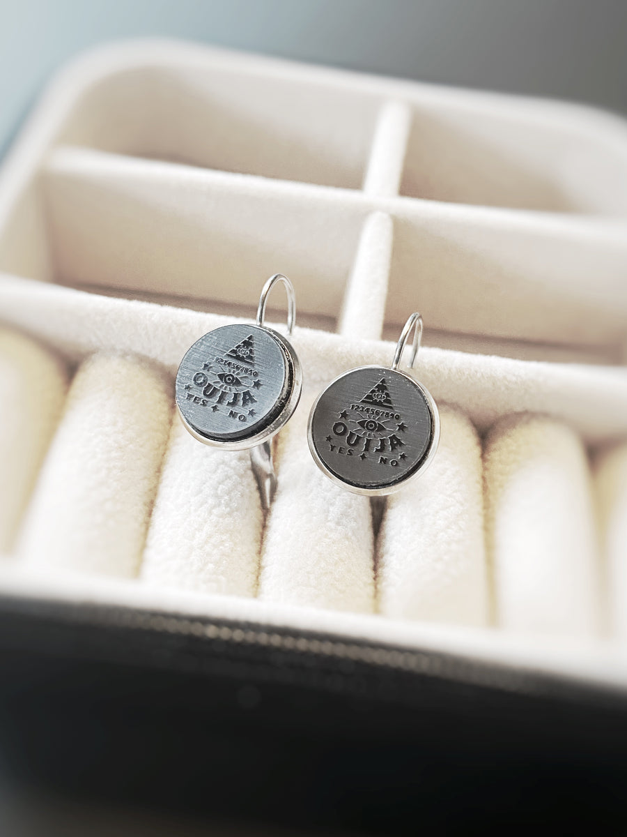 OUIJA NOIR - Boucles oreilles levier 12 mm